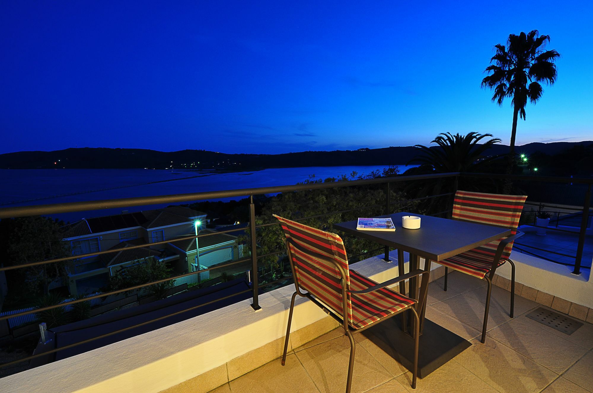 Villa Afrikana Guest Suites By Knysna Paradise Collection Exterior photo